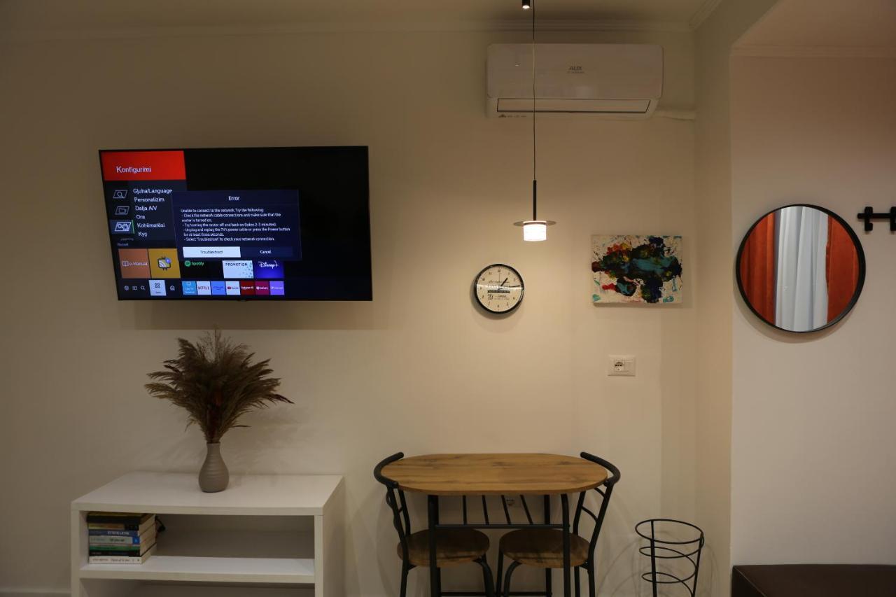 Blloku Studio Apartament Tirana Bagian luar foto