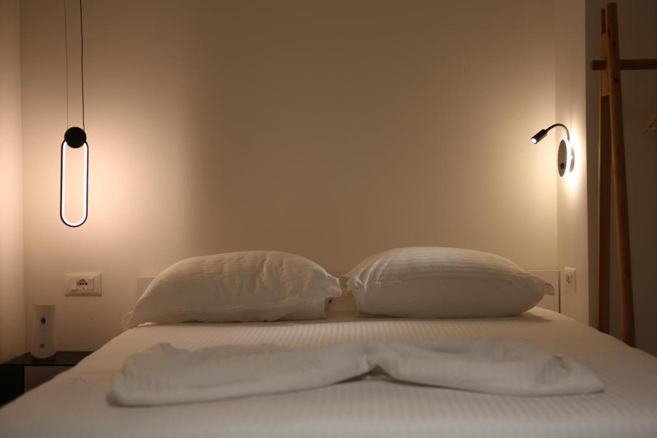 Blloku Studio Apartament Tirana Bagian luar foto